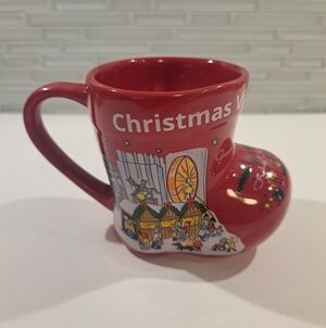 Philadelphia PA Christmas Village Market Souvenir Shoe Boot Mug